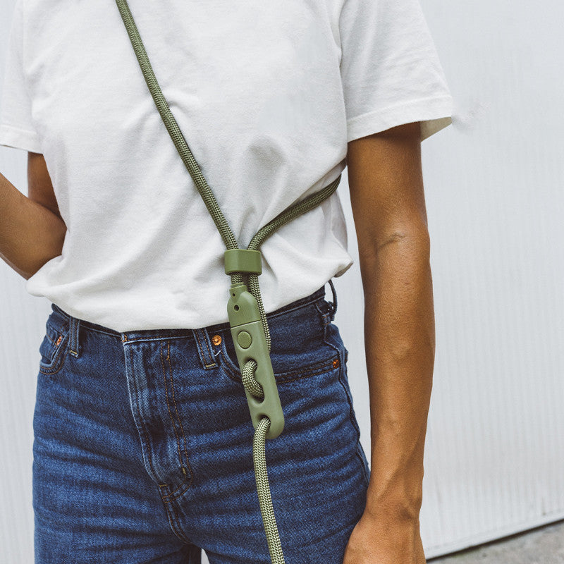 Elevate Your Walks with the Pet Fashion Minimalist Slant Leash